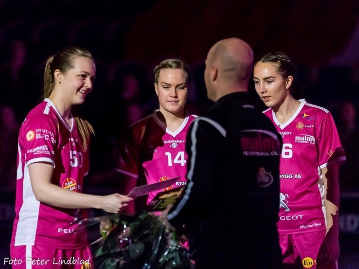 01BE24D4-612F-454C-9637-412392785812